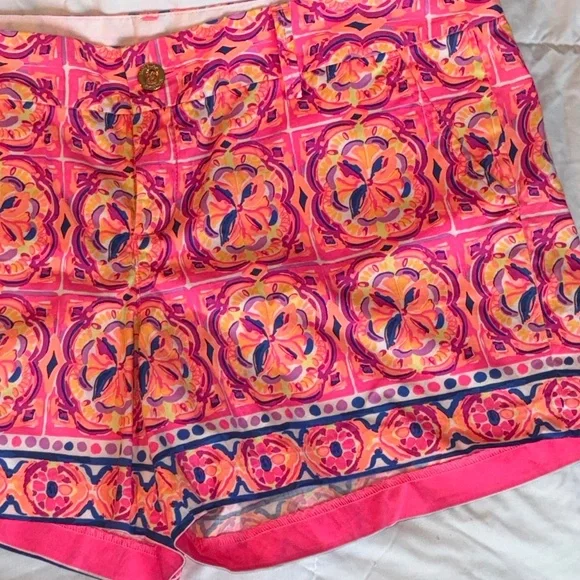 Lilly Pulitzer - The Callahan Short 5 inch seam - Picture 2 of 2